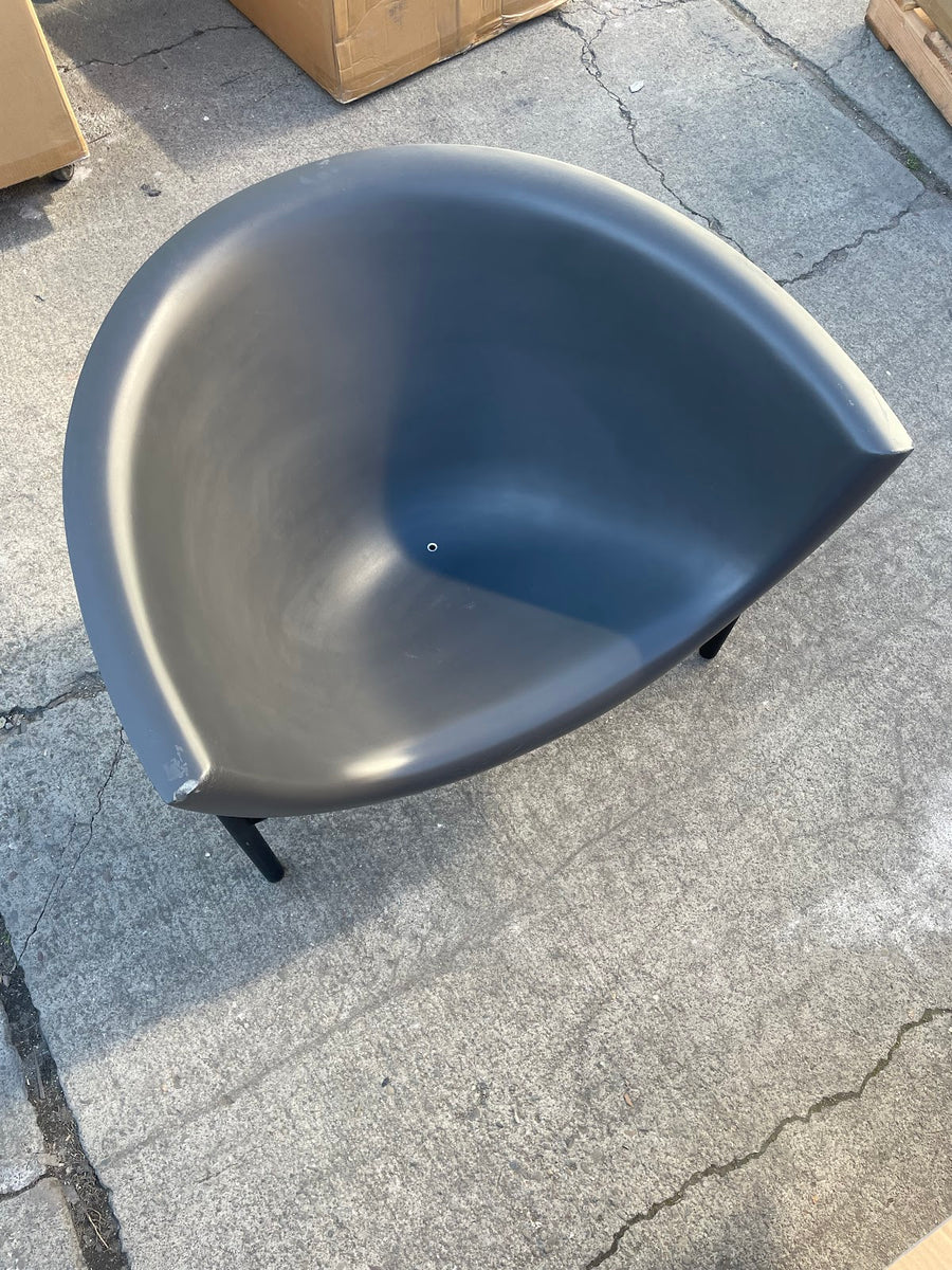 33 - Kosmos Chair - Graphite x Matte Black [OUTLET]