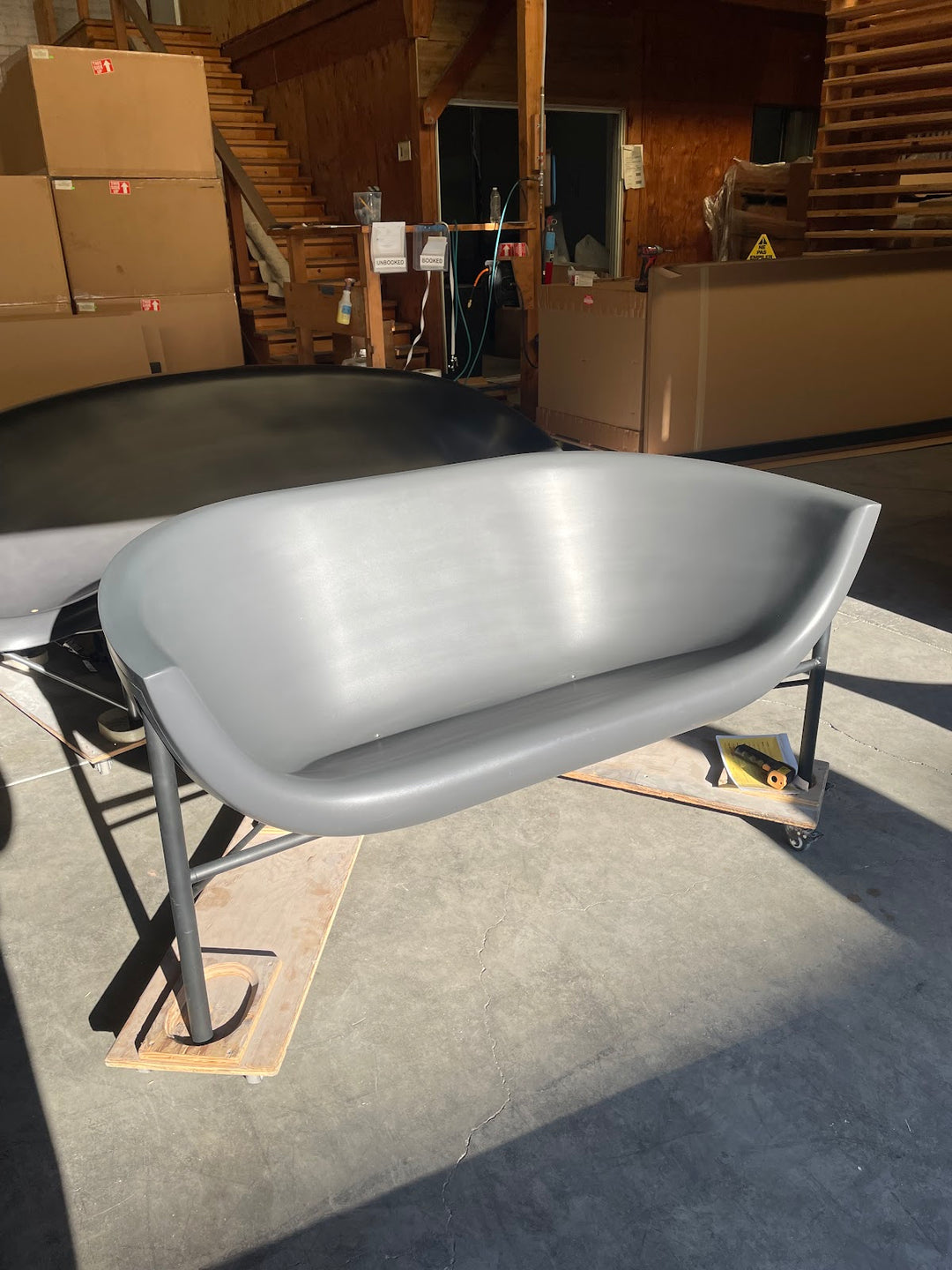 37 - Kosmos Lounge - Graphite x Matte Black [OUTLET]