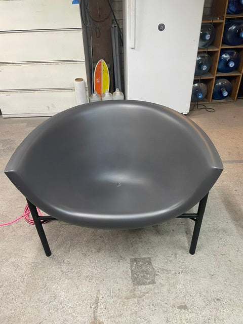 025: Kosmos Chair - Graphite x Matte Black [OUTLET]