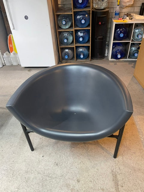 026: Kosmos Chair - Graphite x Matte Black [OUTLET]
